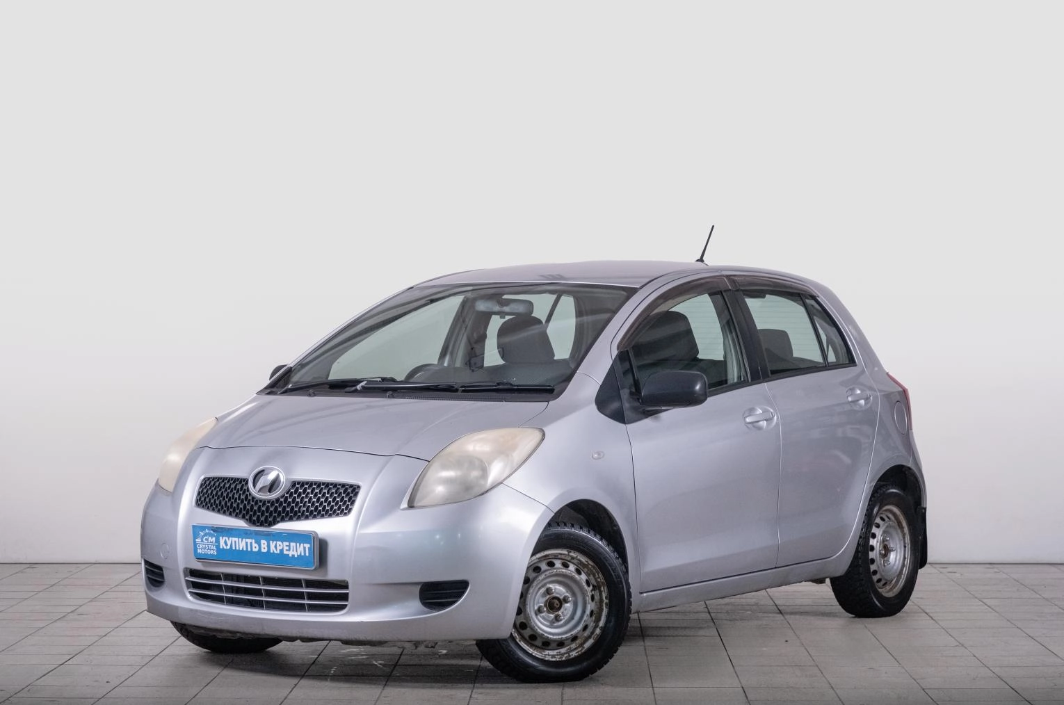 Toyota Vitz 2 из 19