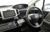 Honda Freed 15 из 21