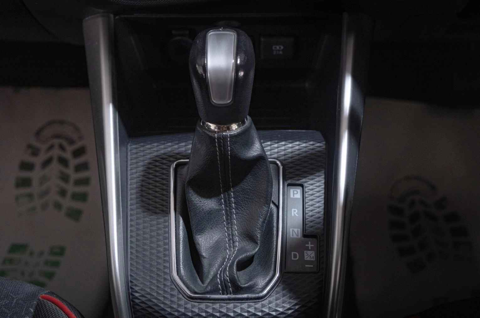 Toyota Raize 18 из 22