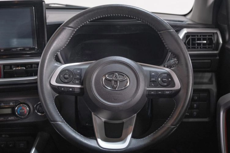 Toyota Raize 14 из 22