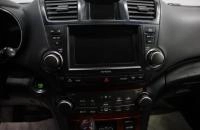 Toyota Highlander 14 из 19