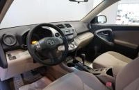 Toyota RAV4 9 из 19
