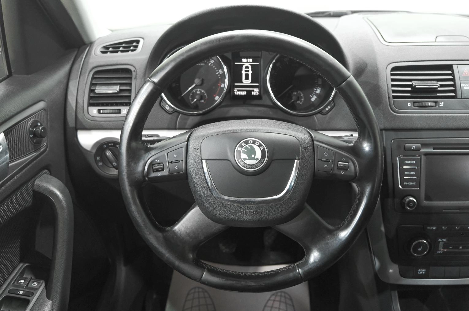 Skoda Yeti 13 из 22