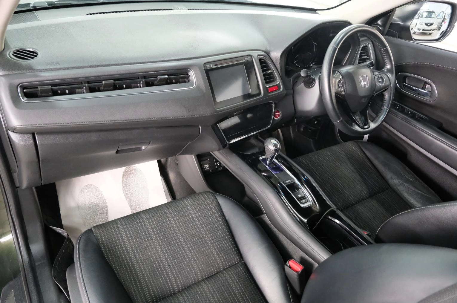 Honda Vezel 21 из 29