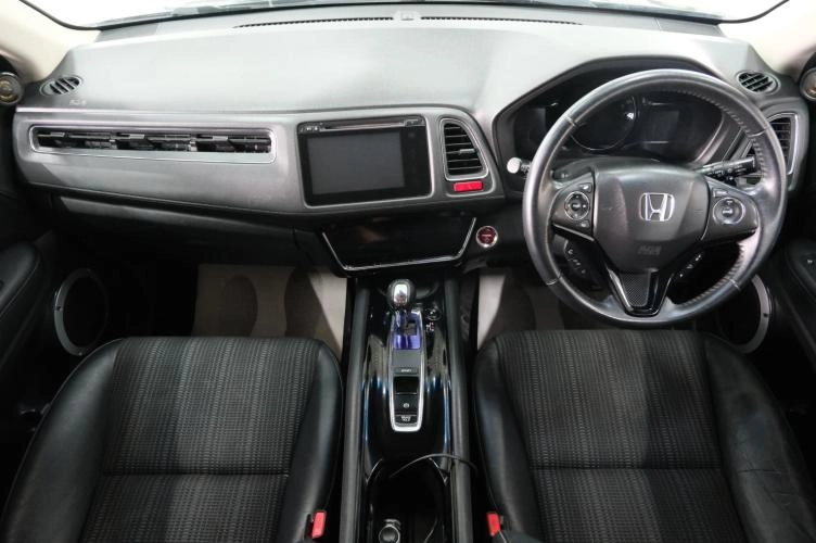 Honda Vezel 16 из 29