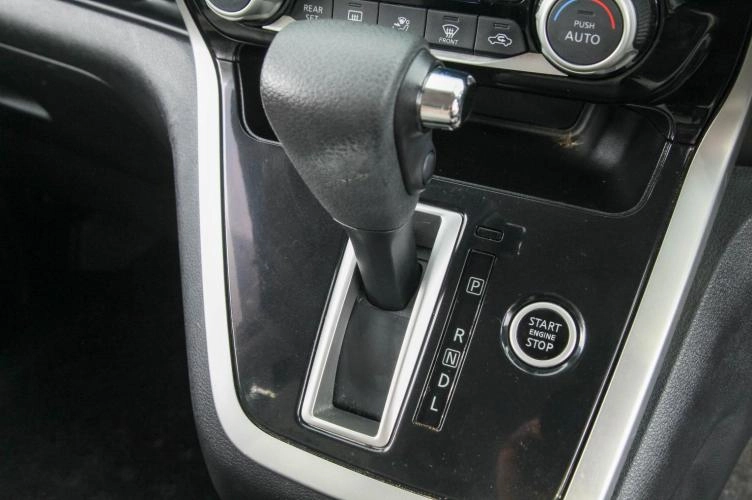 Nissan Serena 22 из 30