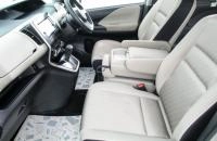 Nissan Serena 25 из 30