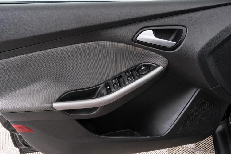 Ford Focus 20 из 22