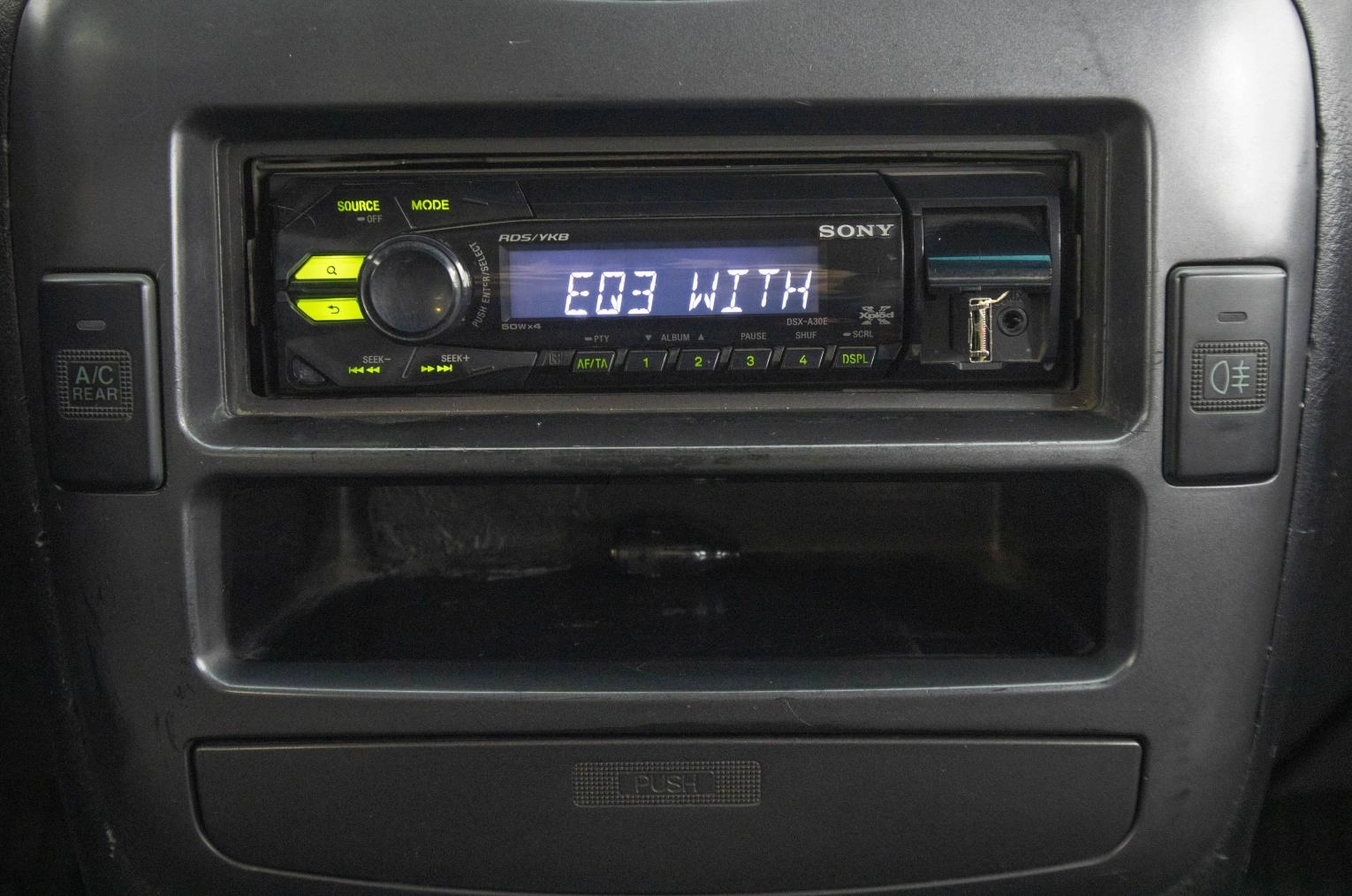 Hyundai Trajet 17 из 20