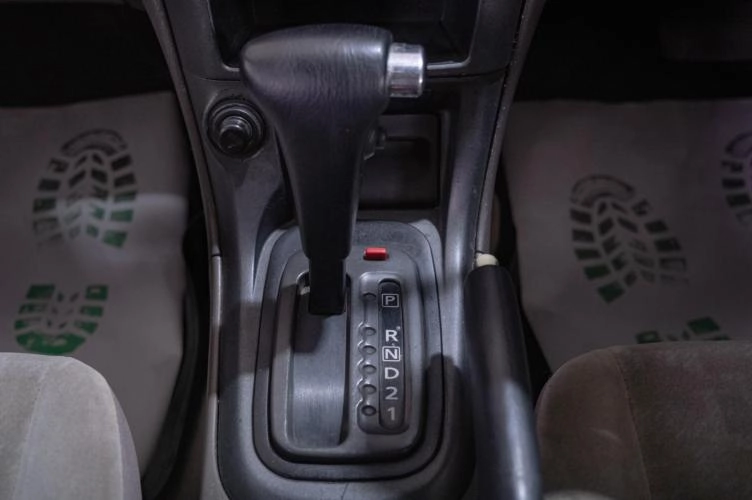 Nissan Sunny 13 из 17