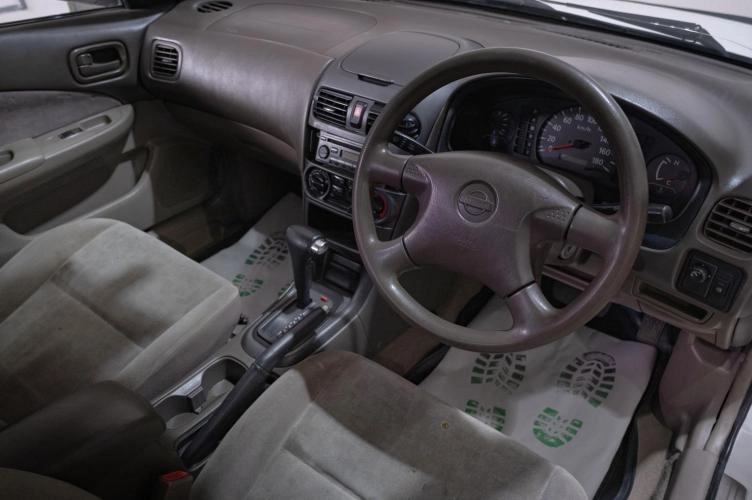Nissan Sunny 7 из 17