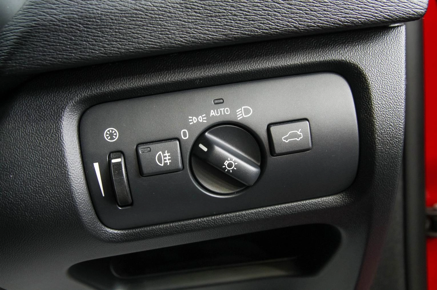 Volvo V40 13 из 27