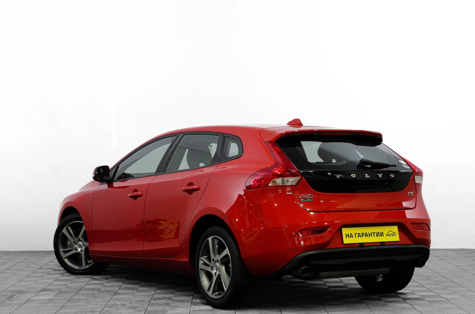 Volvo V40 6 из 27