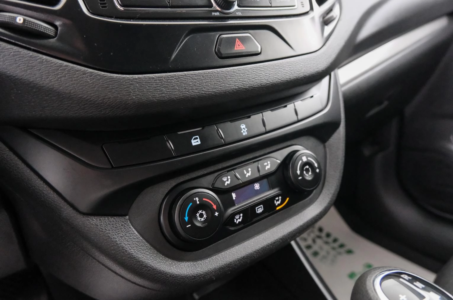 ВАЗ (LADA) Vesta 16 из 21