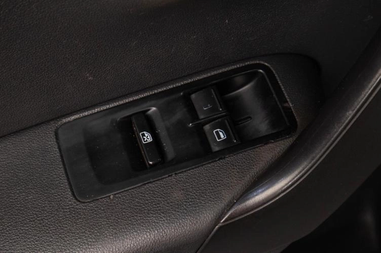 Volkswagen Polo 8 из 15