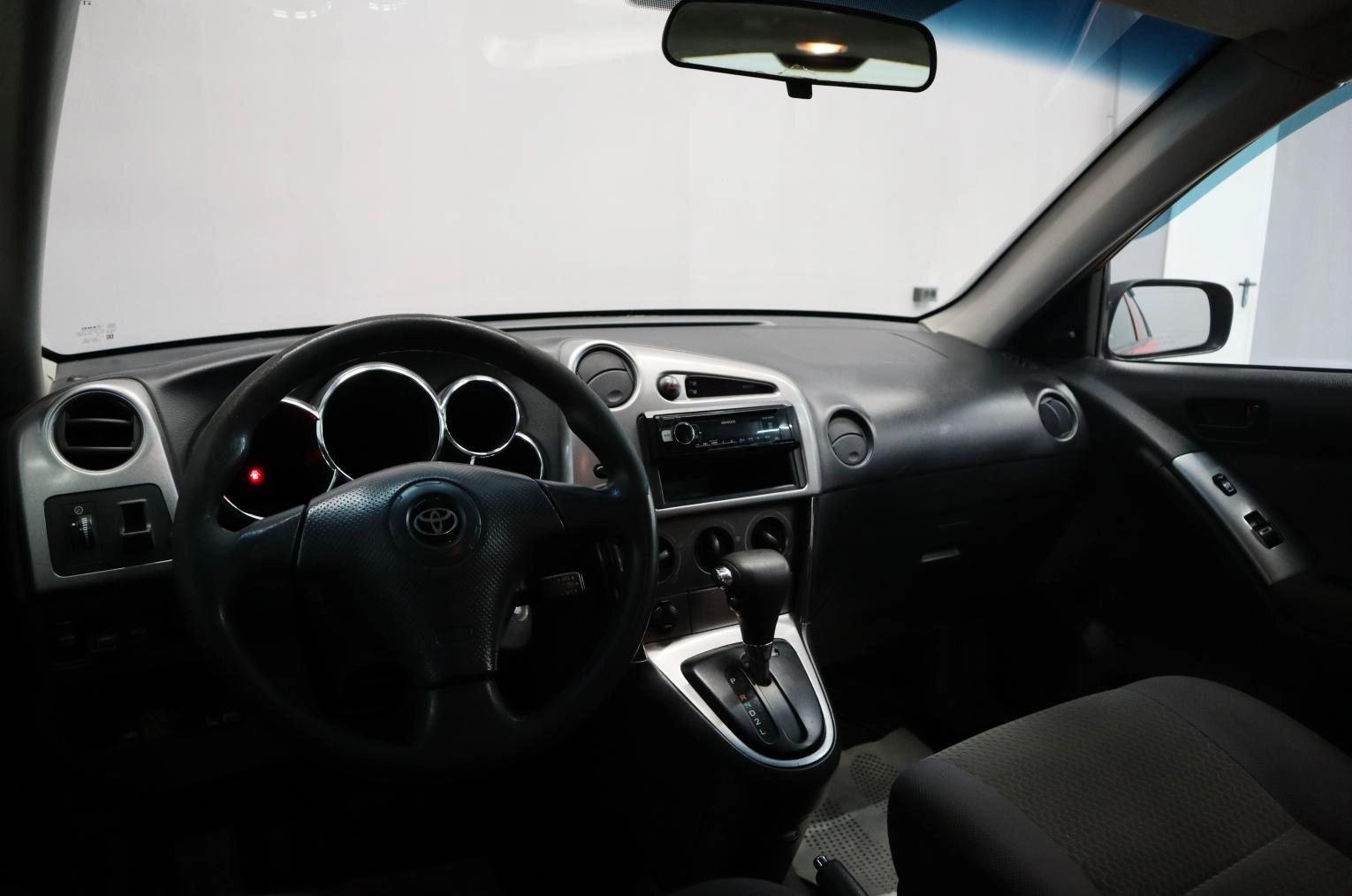 Toyota Matrix 13 из 18