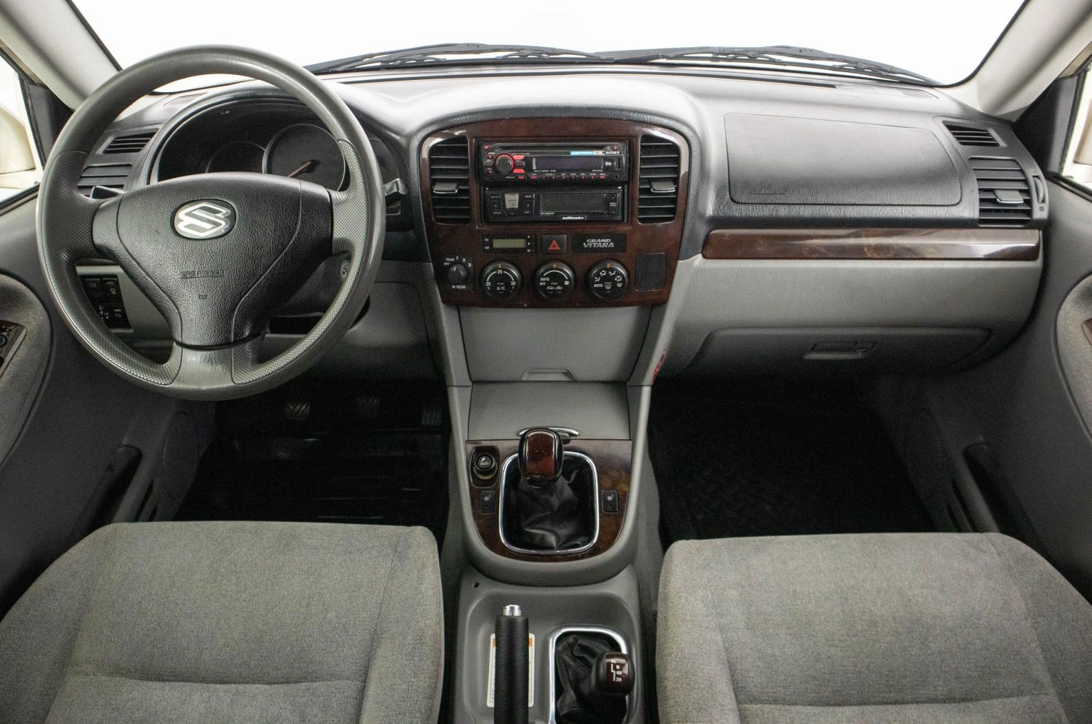 Suzuki Grand Vitara 13 из 22