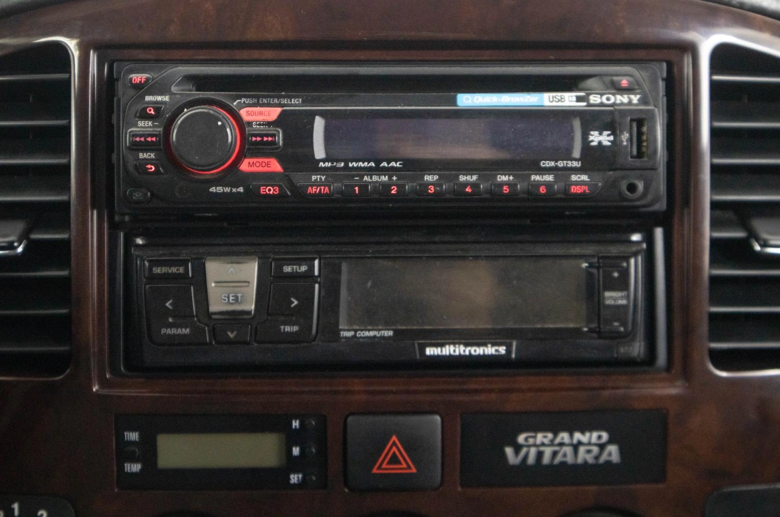 Suzuki Grand Vitara 15 из 22