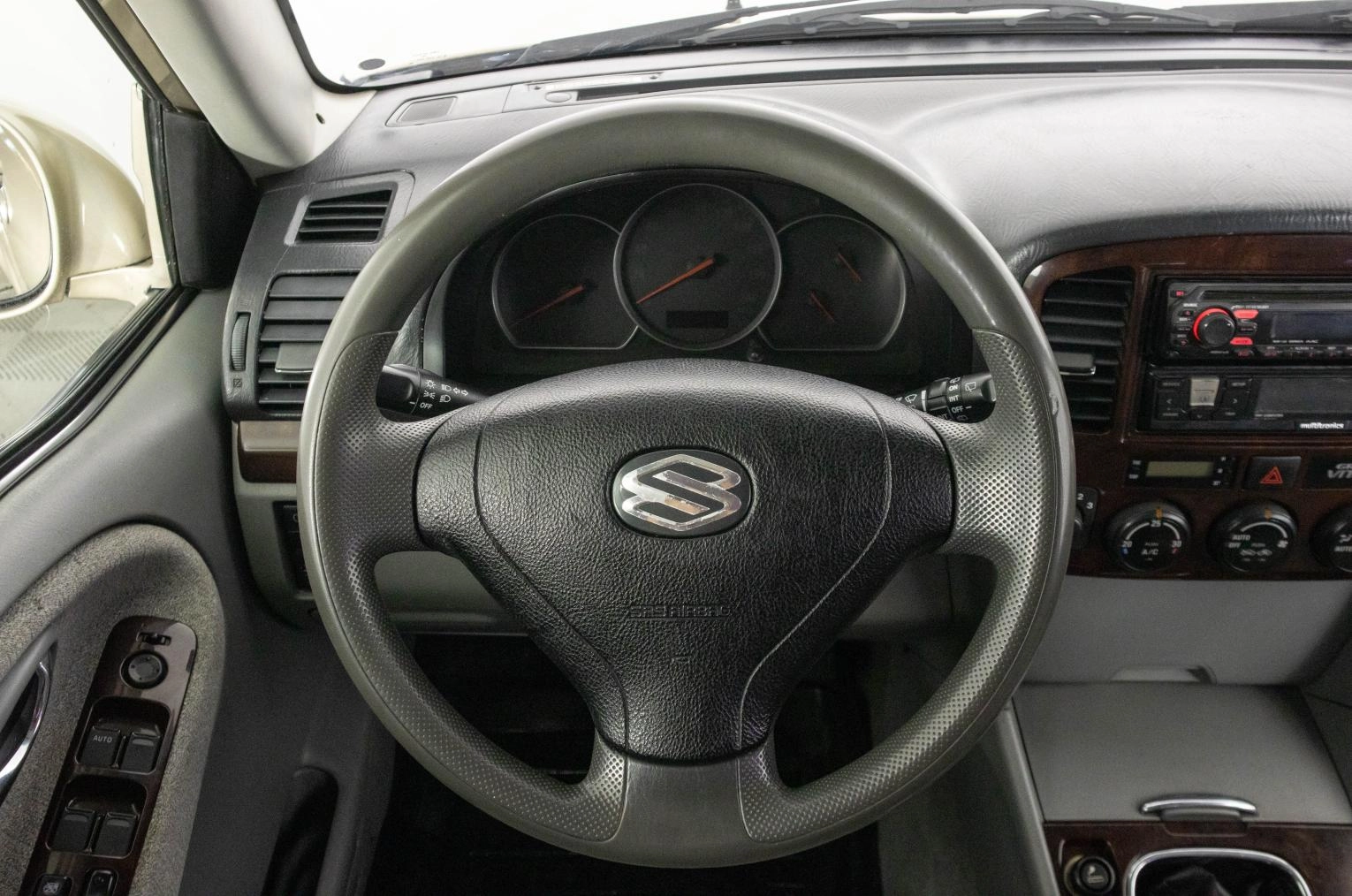 Suzuki Grand Vitara 20 из 22