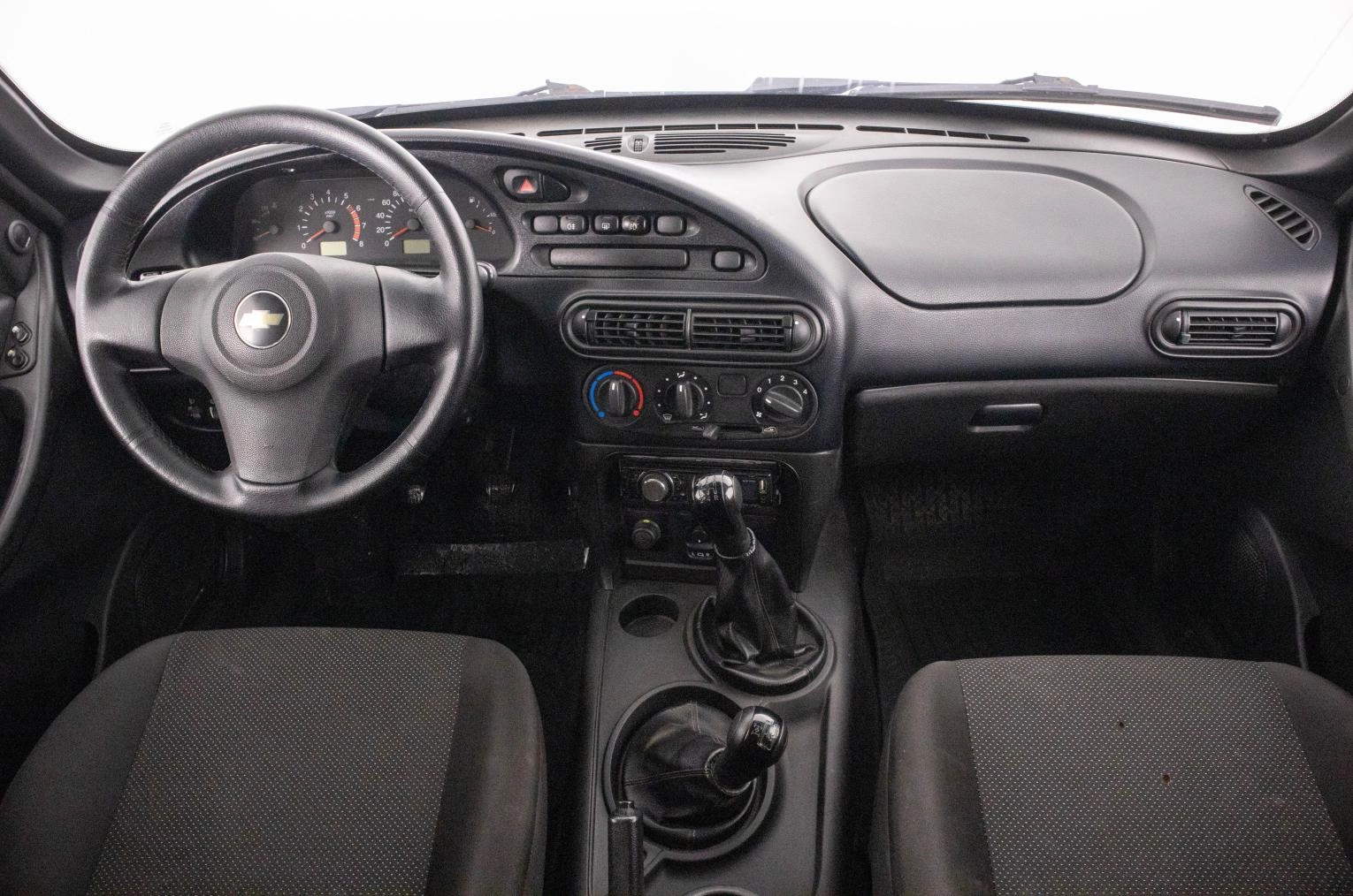 Chevrolet Niva 13 из 21