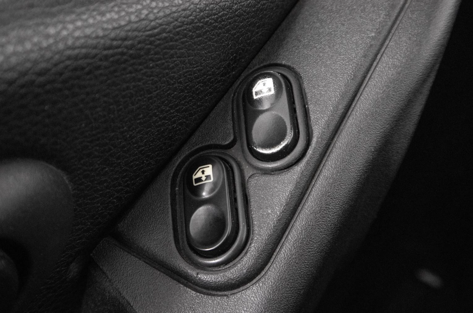 Chevrolet Niva 20 из 21