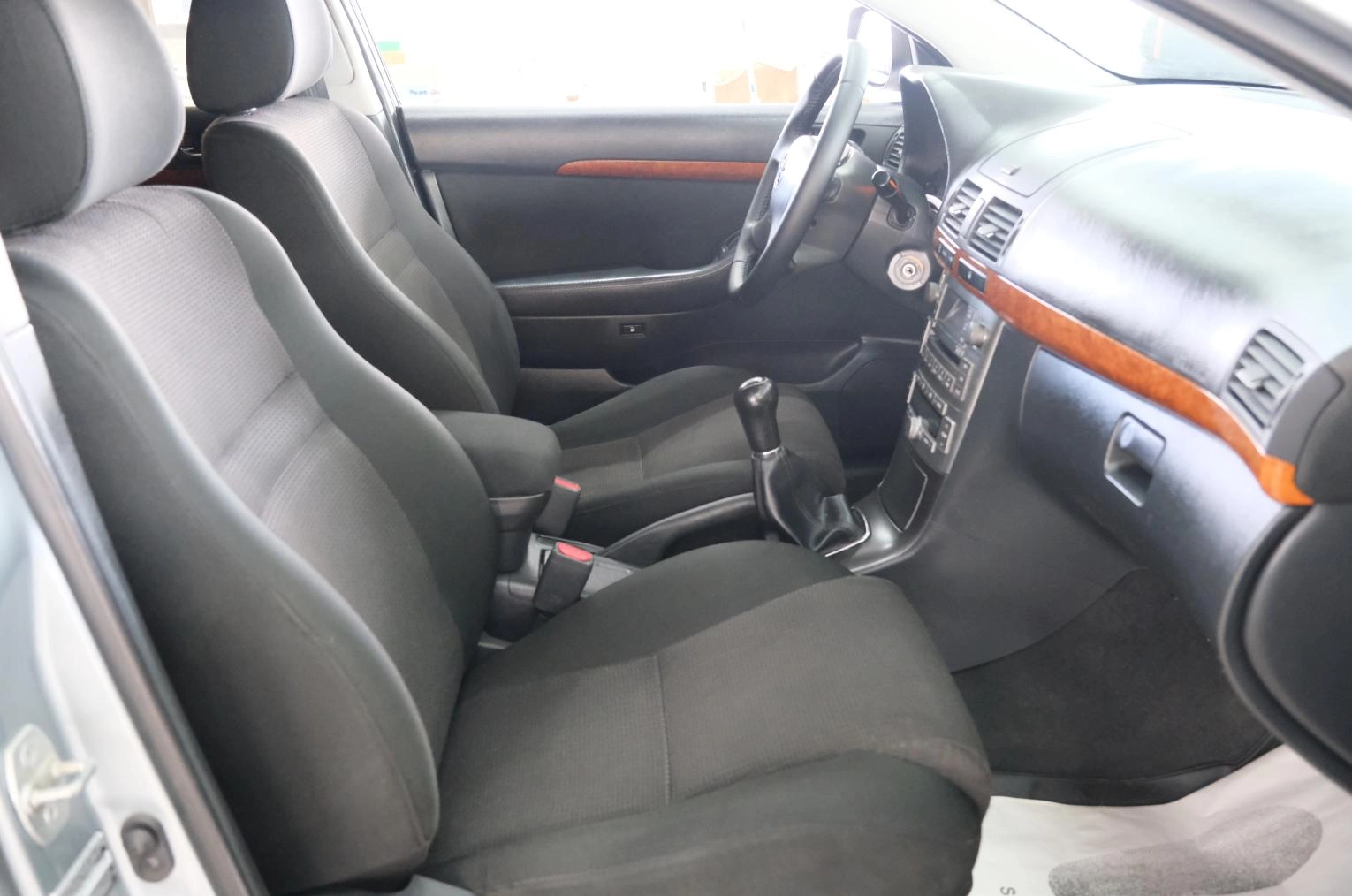 Toyota Avensis 22 из 25