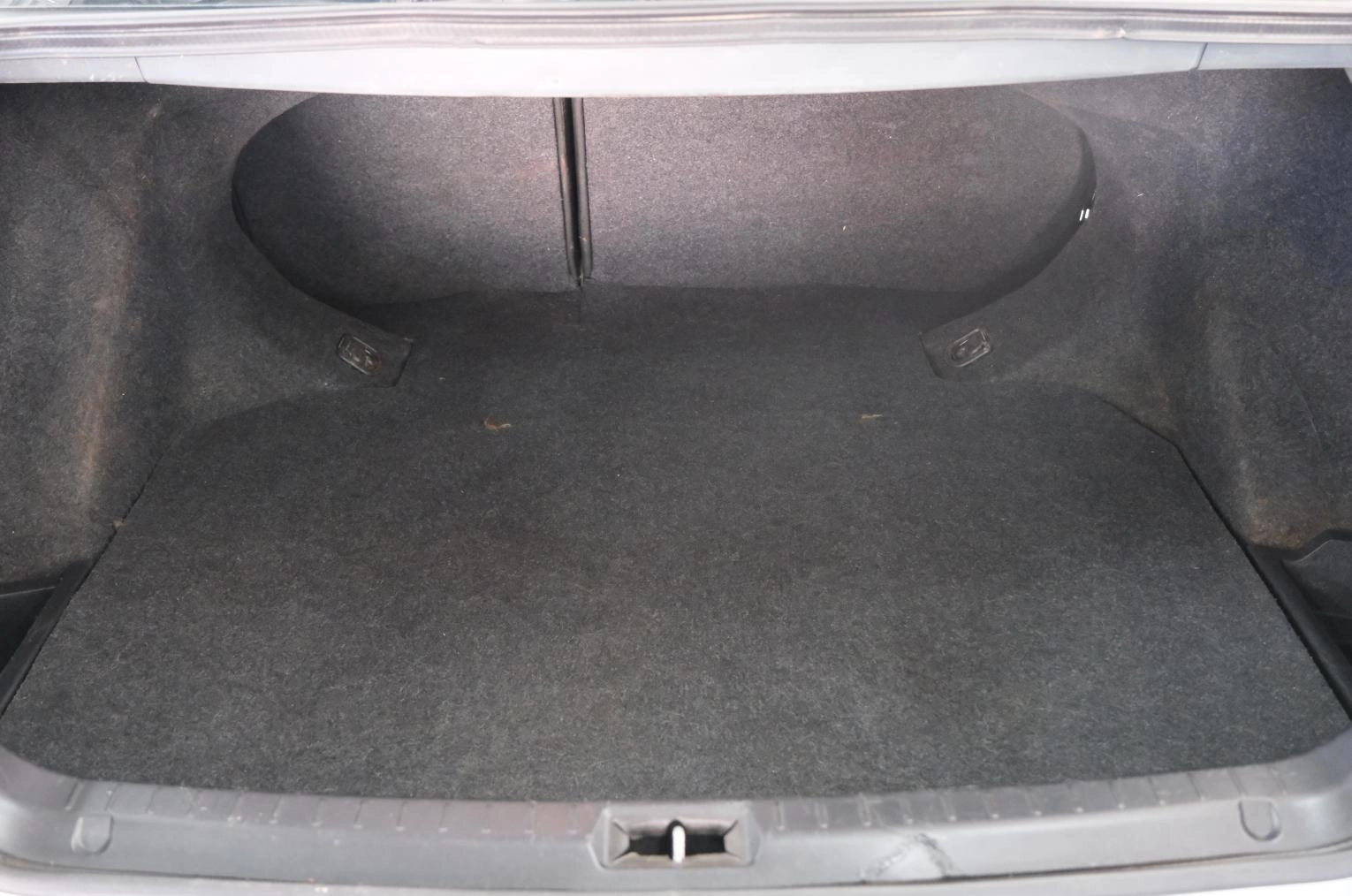 Toyota Avensis 25 из 25