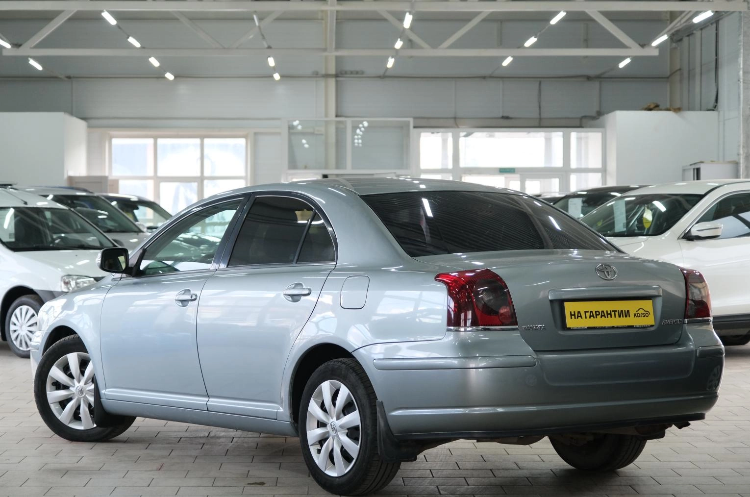 Toyota Avensis 4 из 25