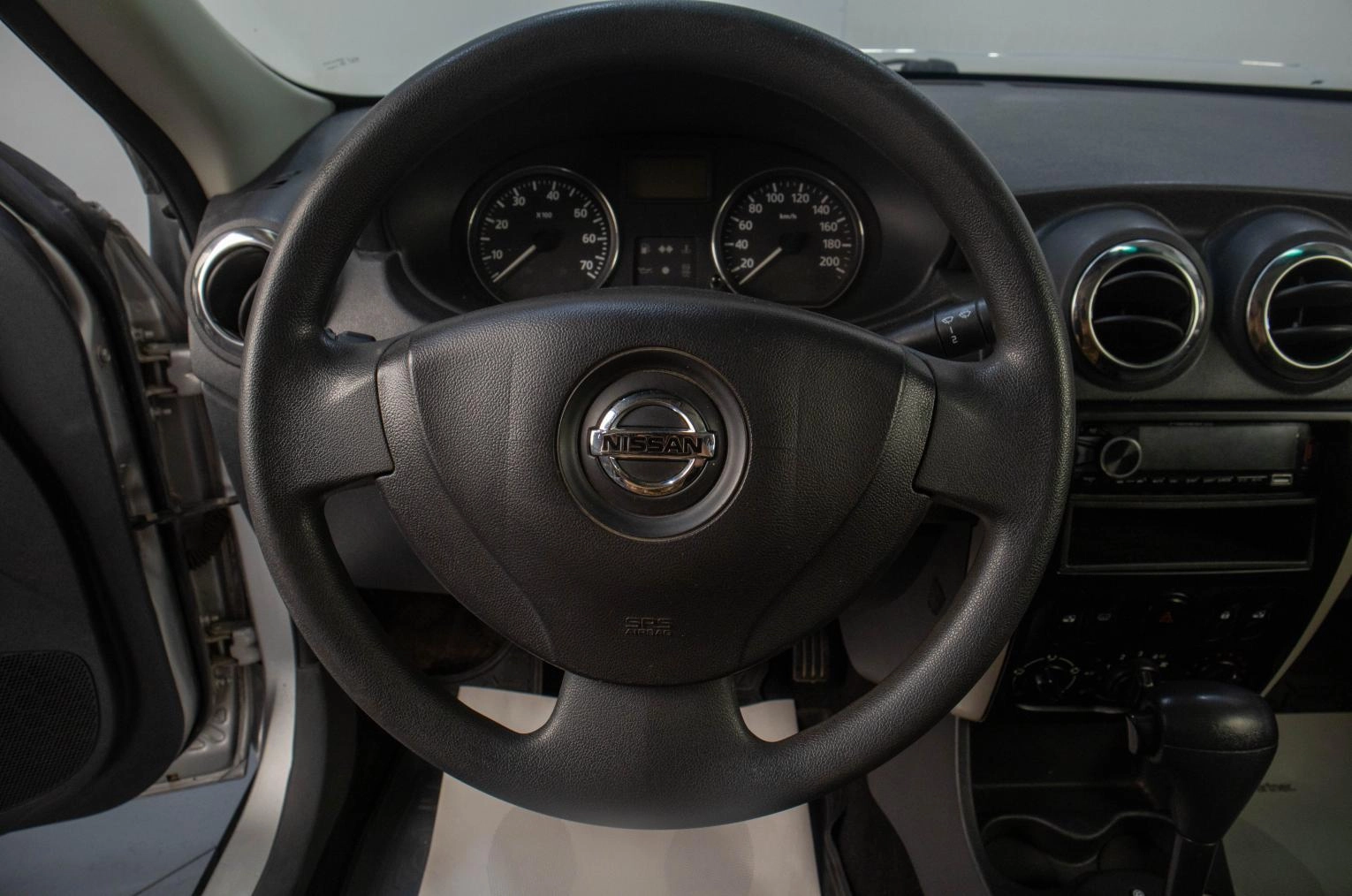 Nissan Almera 10 из 17