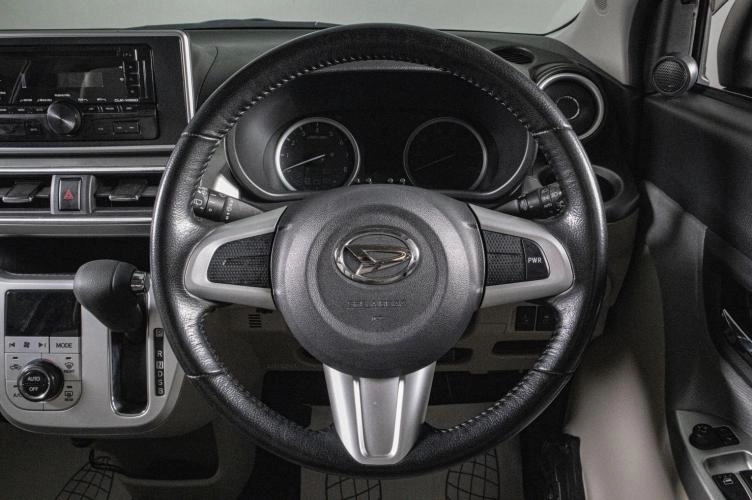 Daihatsu Cast 10 из 16