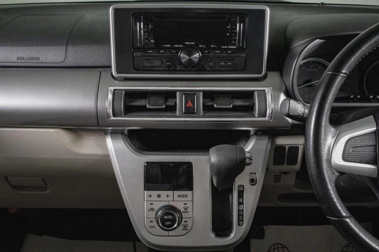 Daihatsu Cast 13 из 16