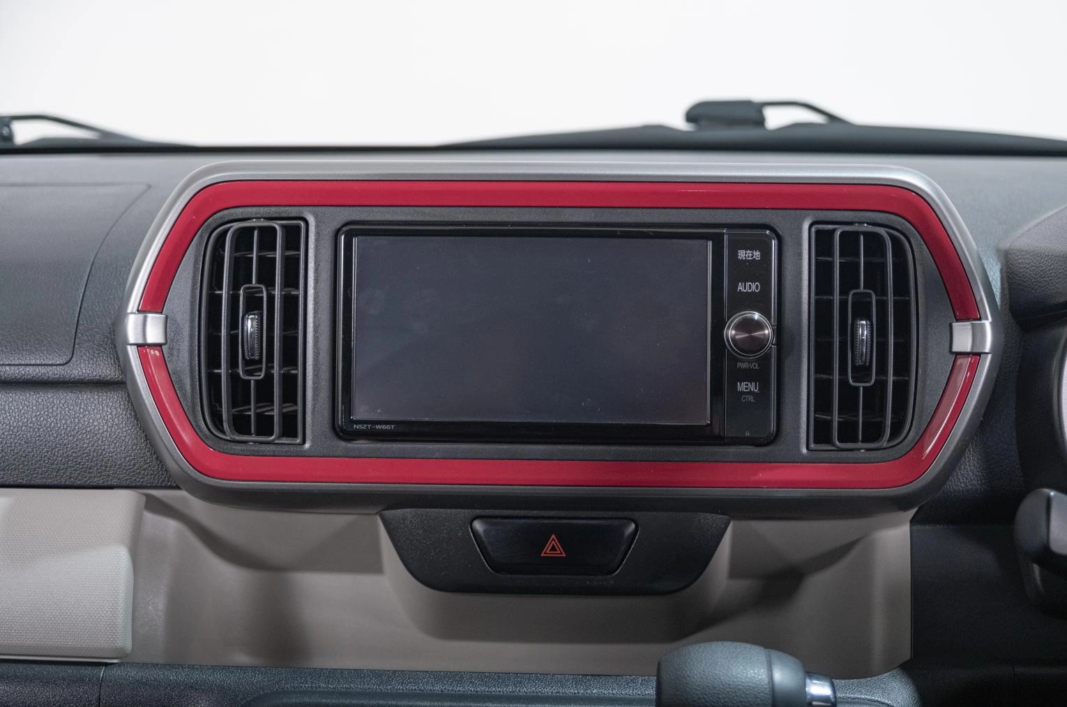 Toyota Passo 13 из 19