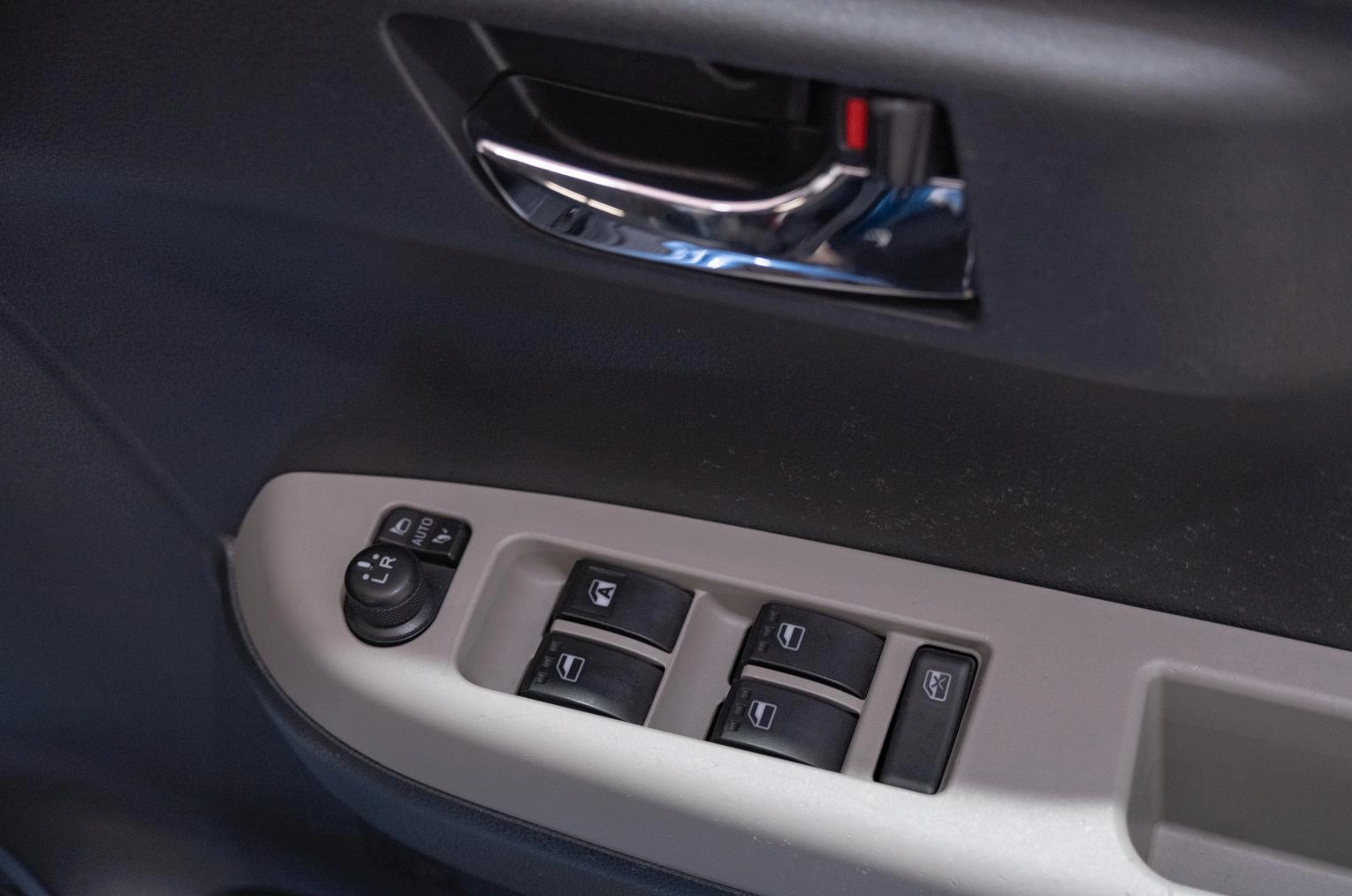 Toyota Passo 17 из 19