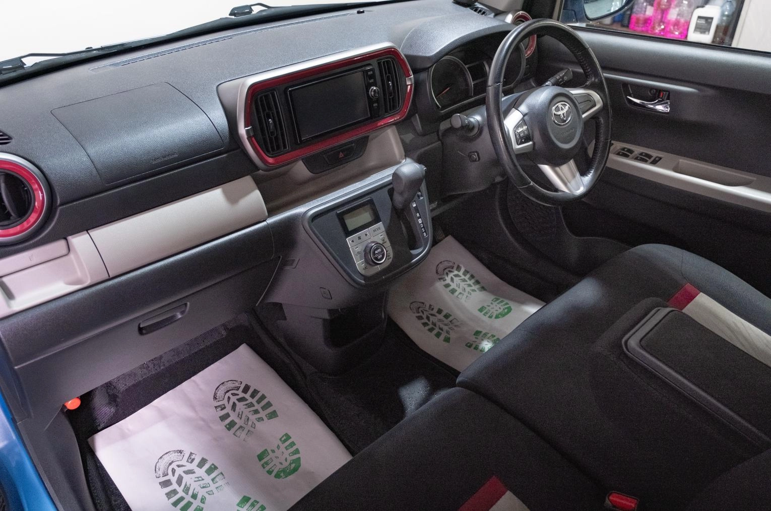 Toyota Passo 16 из 19