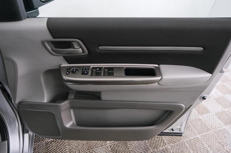 Honda Stepwgn 16 из 19