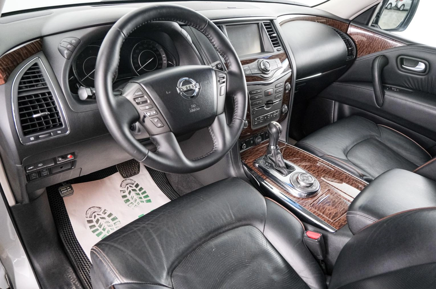 Nissan Patrol 8 из 24