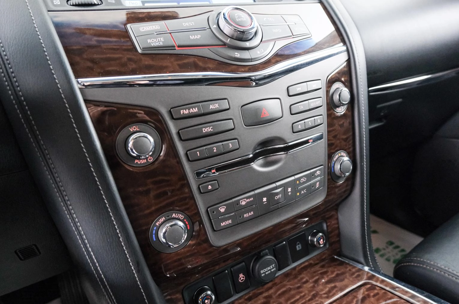 Nissan Patrol 16 из 24