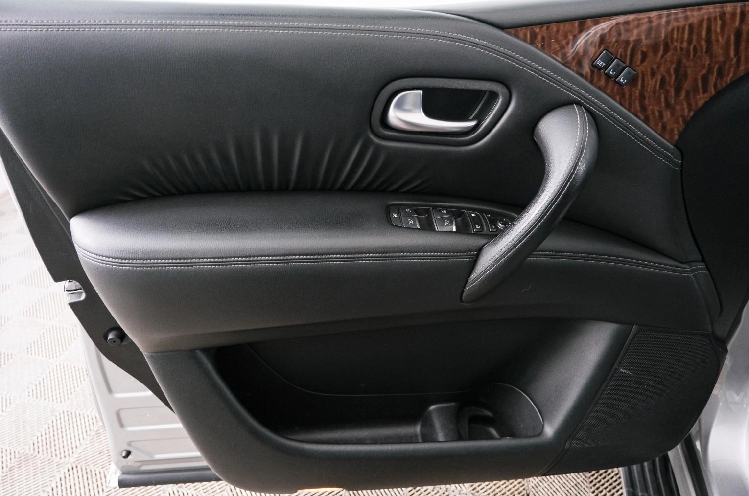 Nissan Patrol 20 из 24