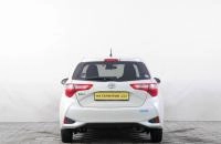 Toyota Vitz 5 из 21