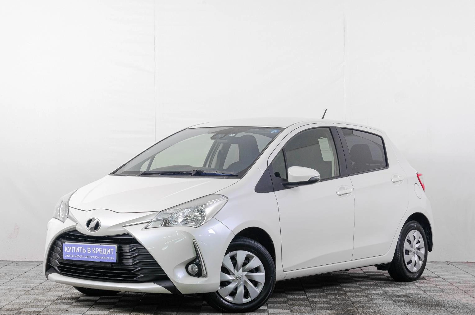 Toyota Vitz 3 из 21