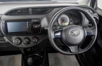 Toyota Vitz 14 из 21