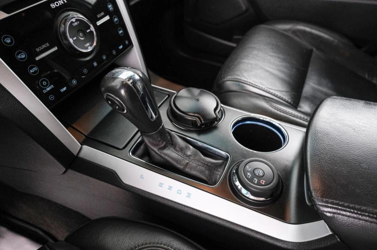 Ford Explorer 16 из 22