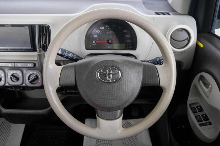 Toyota Passo 15 из 19