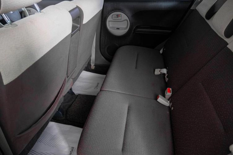 Toyota Passo 9 из 19