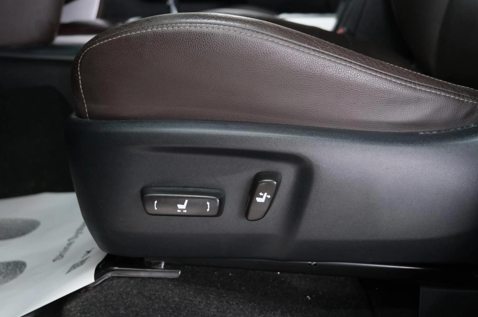 Toyota Fortuner 10 из 24