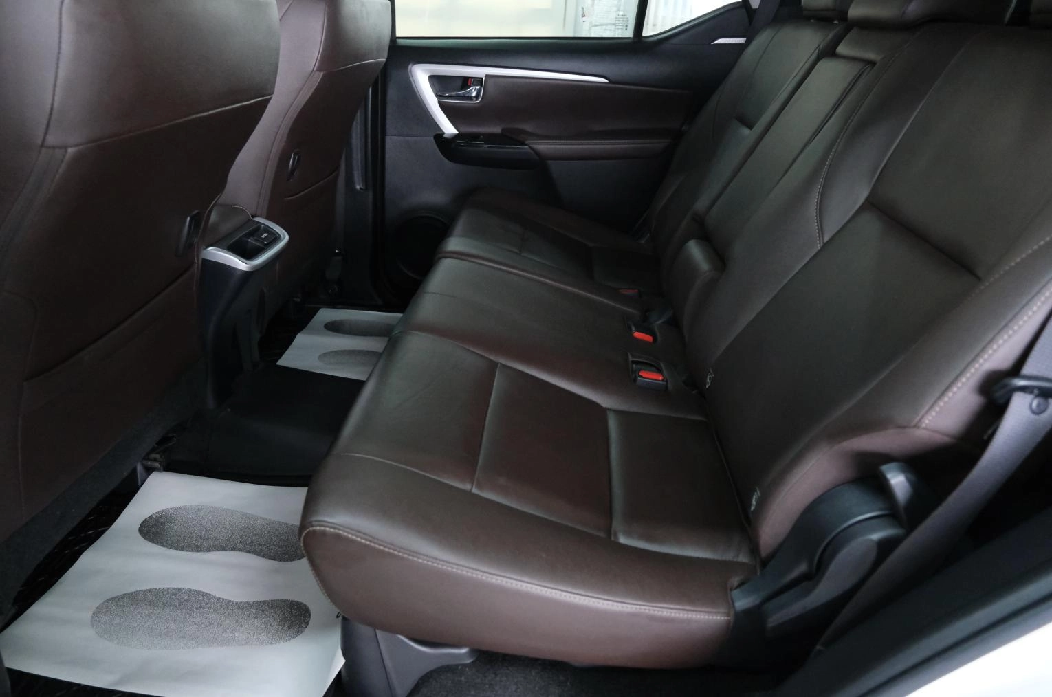 Toyota Fortuner 22 из 24