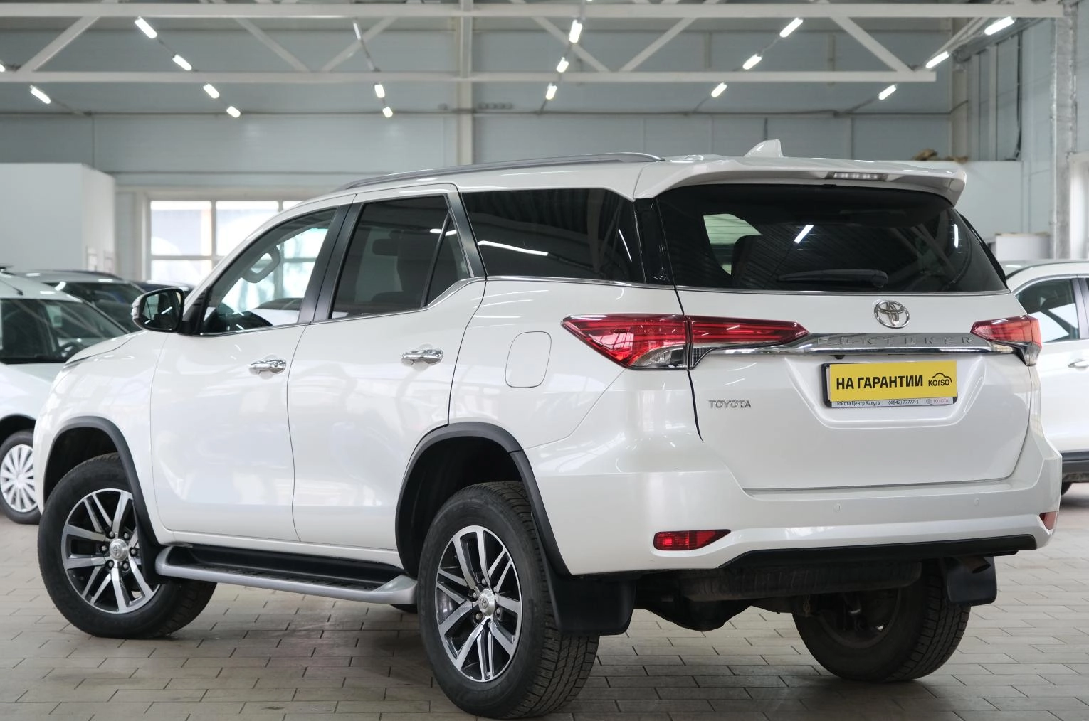 Toyota Fortuner 4 из 24