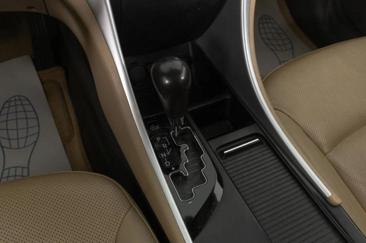 Hyundai Sonata 16 из 18