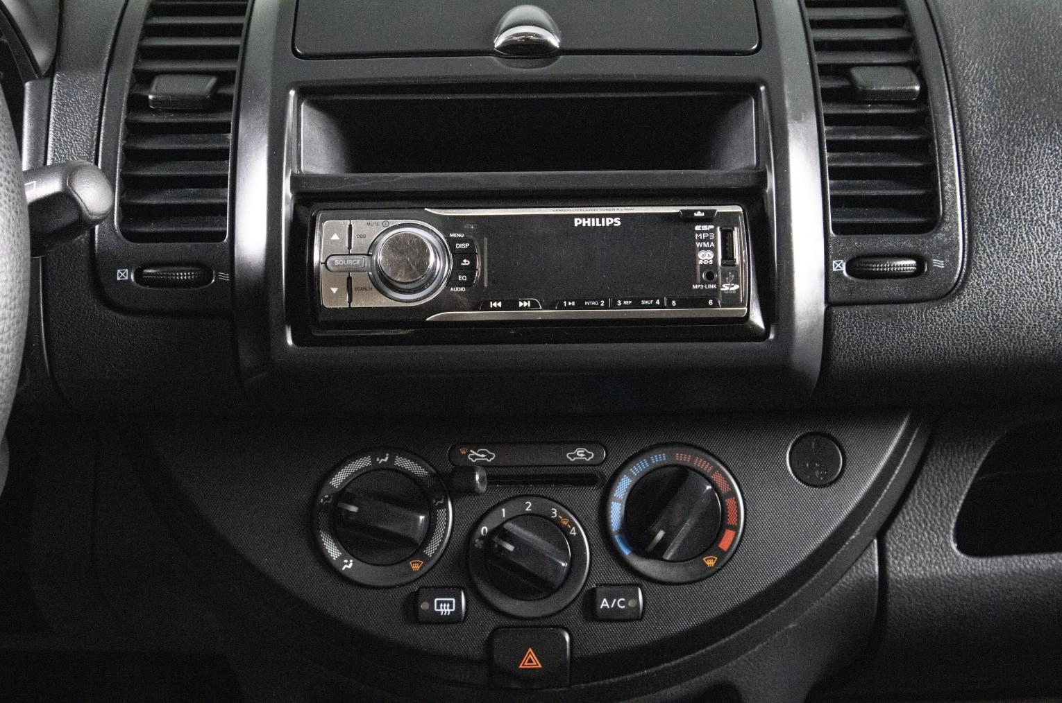 Nissan Note 13 из 17