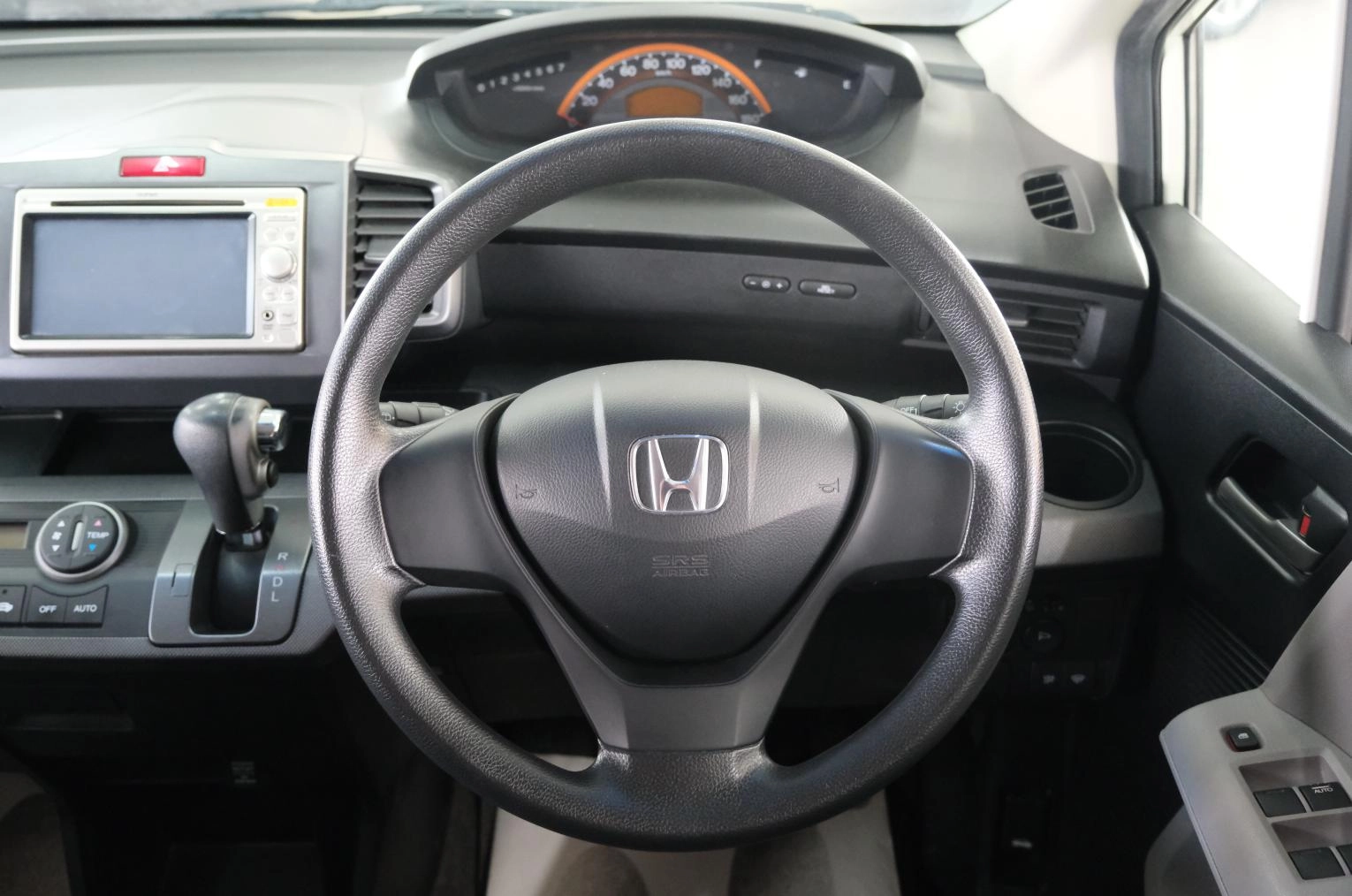 Honda Freed 12 из 20